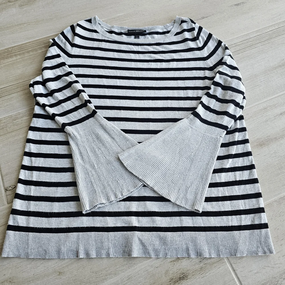 Lane Bryant Gray and Black Striped Sweater With Bell Sleeves Size 14/16 EUC